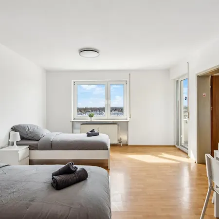 Monteur - Fuer Bis Zu 4 Personen In 65462 - Gg14 Ginsheim-Gustavsburg